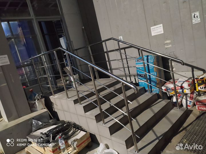 Перила для лестниц