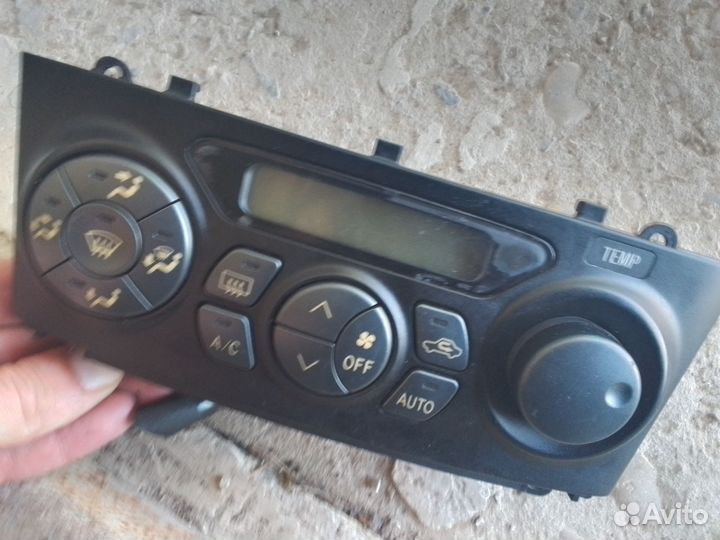 Блок управления климат контролем toyota celica