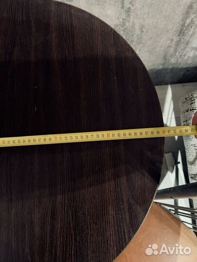 Стол со стульями