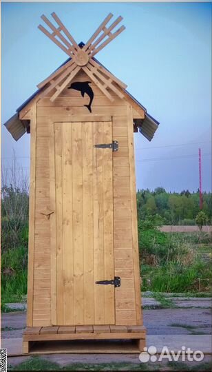 Уличный туалет деревянный SUN341
