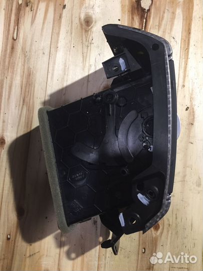 Дефлектор воздушный правый Lаnd Rover Sроrt 2 рест