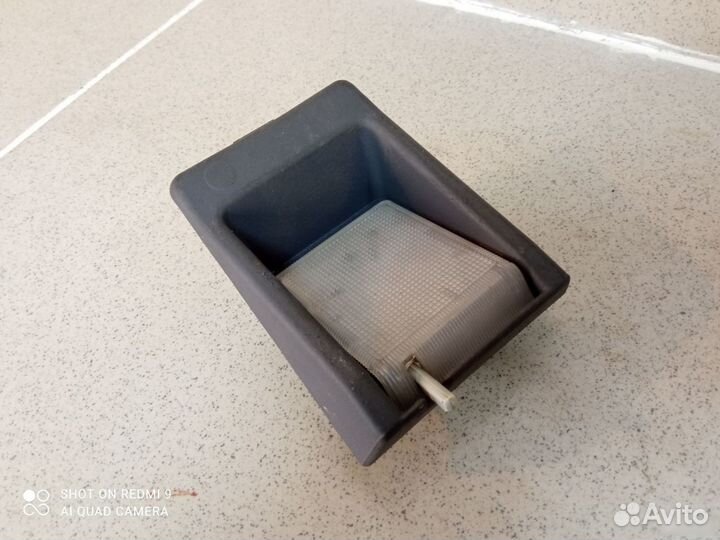 Плафон освещения бардачка Mercedes Benz Vito w638