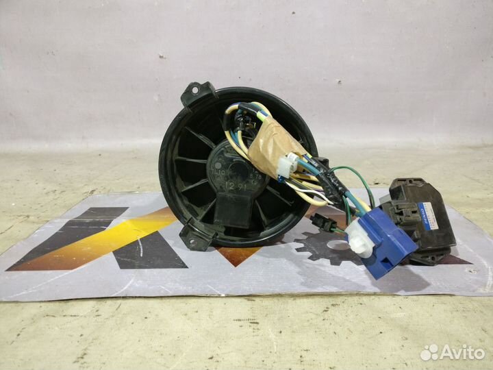 Лэнд Крузер 200 2007- Моторчик печки задний 12101
