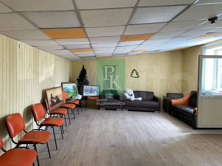 Помещение свободного назначения на территории Авто