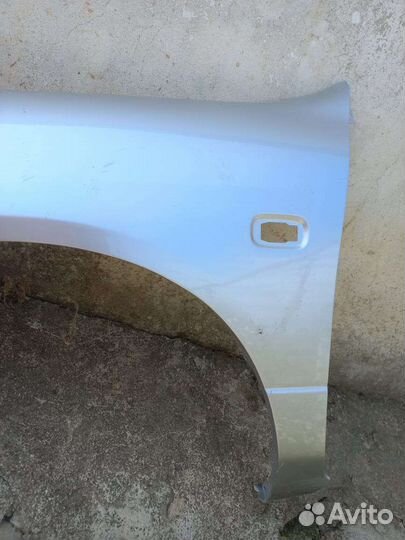 Крыло переднее левое Nissan Primera p11