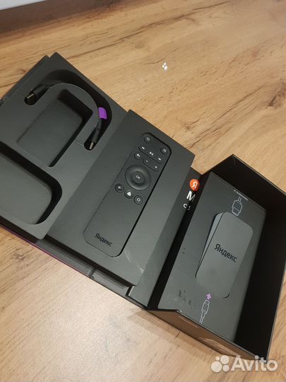 Модуль Яндекс тв с Алисой