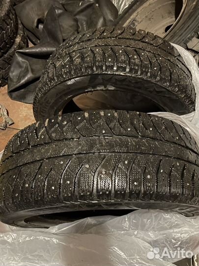 Bridgestone Ice Cruiser 7000 205/55 R16 91T