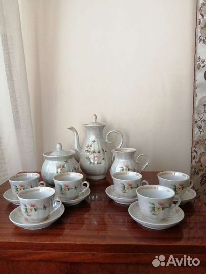 Чайные и кофейные сервизы, чайник, чашки СССР