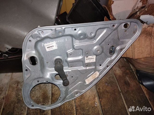 Стеклоподъемник задний правый Форд Фокус 2