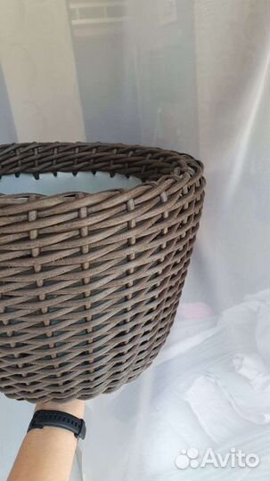 Кашпо из ротанга