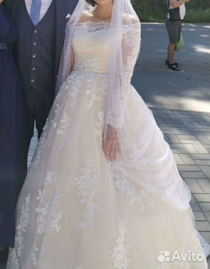 Свадебное платье