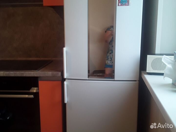 Холодильник атлант бу двухкамерный