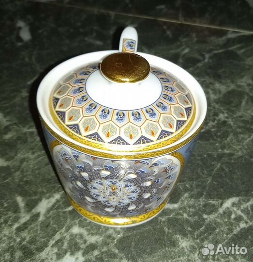 Масленка фарфор