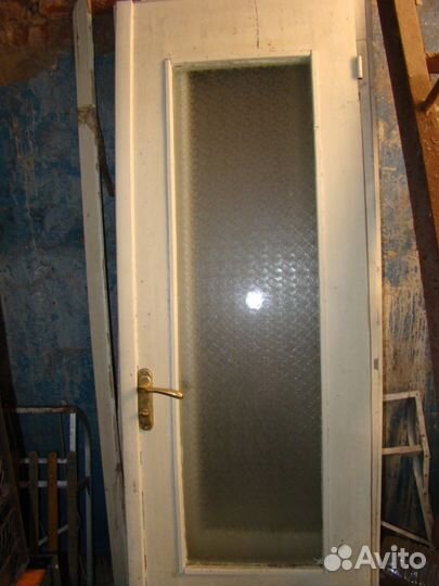 Двери межкомнатные б/у