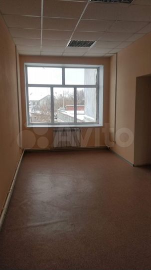 Свободного назначения, 840 м²