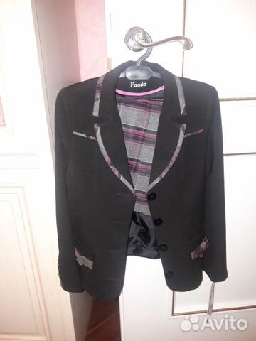 Школьный новый костюм