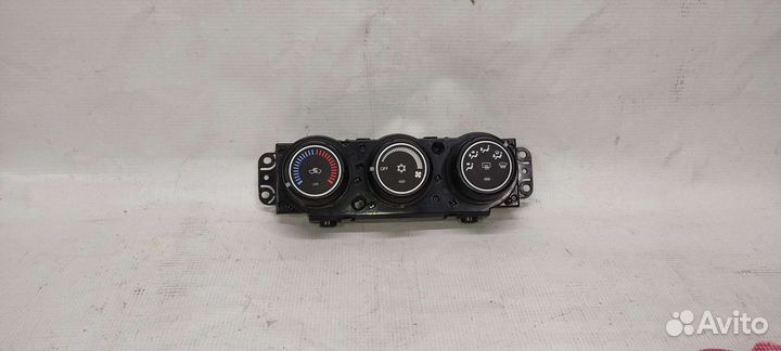 Блок управления отопителем Mitsubishi Lancer X