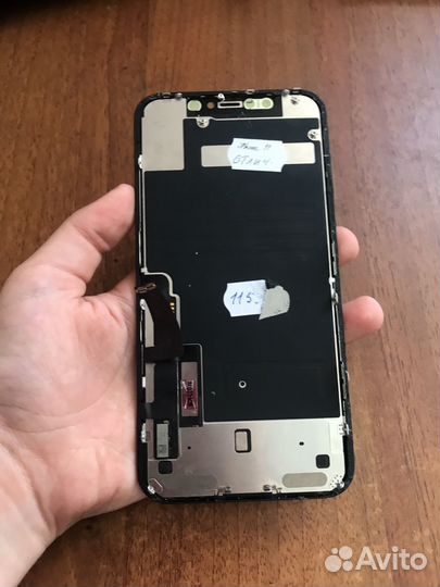 Дисплей iPhone 11