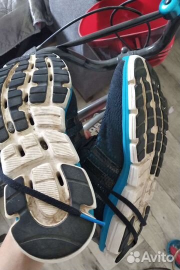 Кроссовки adidas