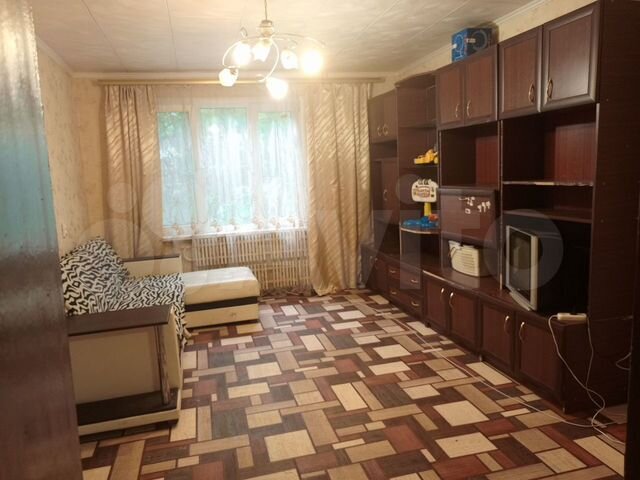 3-к. квартира, 55 м², 1/9 эт.