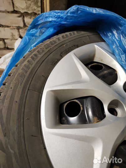 Bridgestone Blizzak Revo GZ 185/65 R15 88S