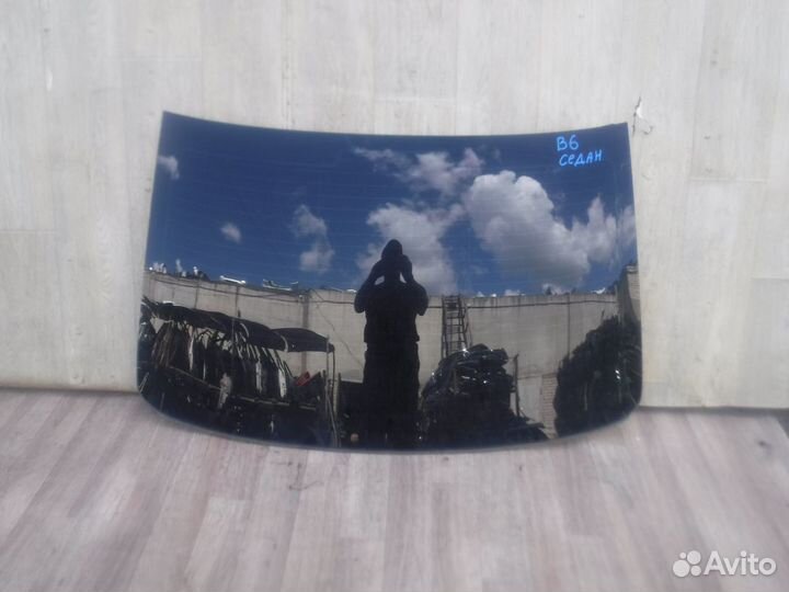 Стекло заднее Volkswagen Passat B6 2007