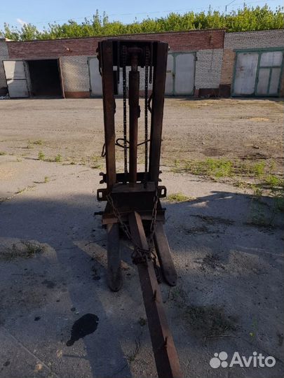 Погрузчик на заднюю навеску