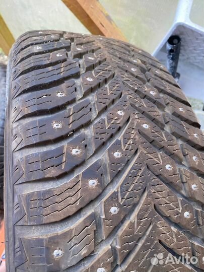 Nokian Tyres Hakkapeliitta 10 255/55 R19