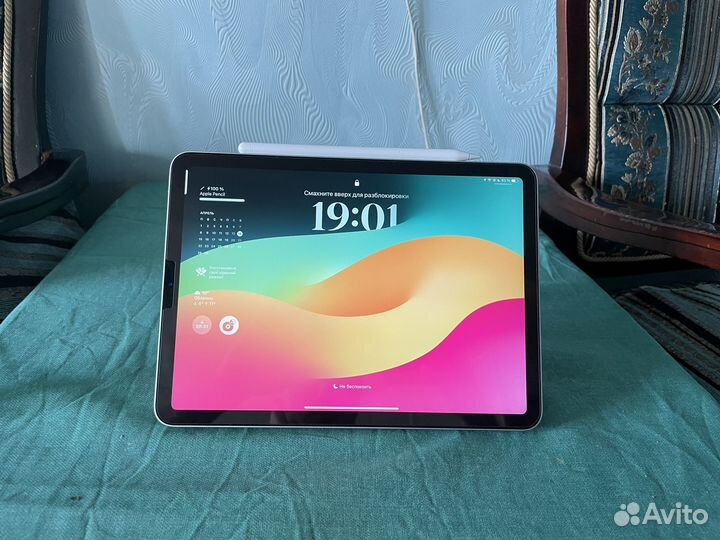 iPad air 4 (64gb) + apple pencil 2