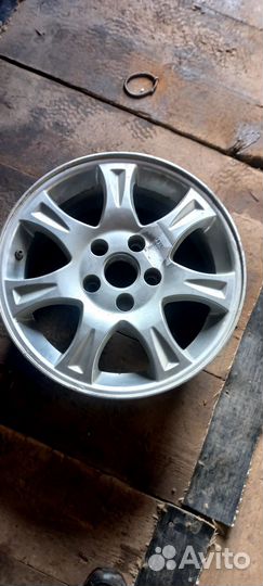 Литой диск р16