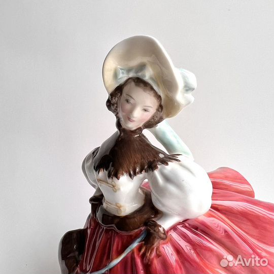Royal Doulton. Винтажная фарфоровая статуэтка