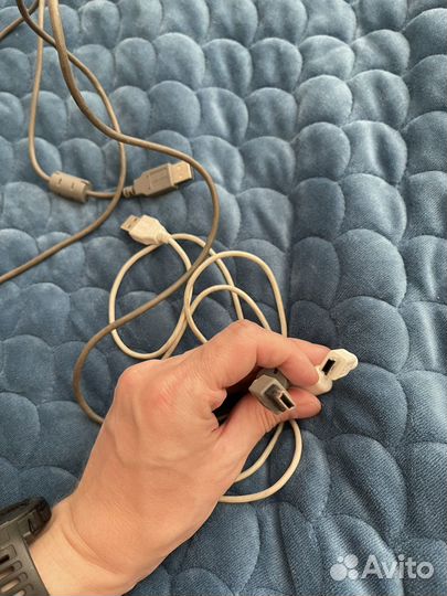 Разные провода, usb порт, адаптер