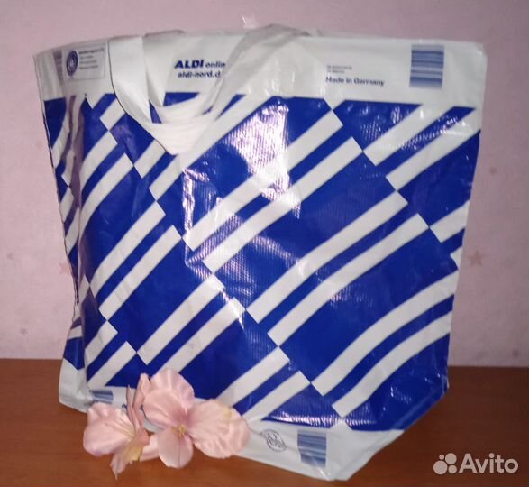 Новая фирменная пластиковая сумка. 