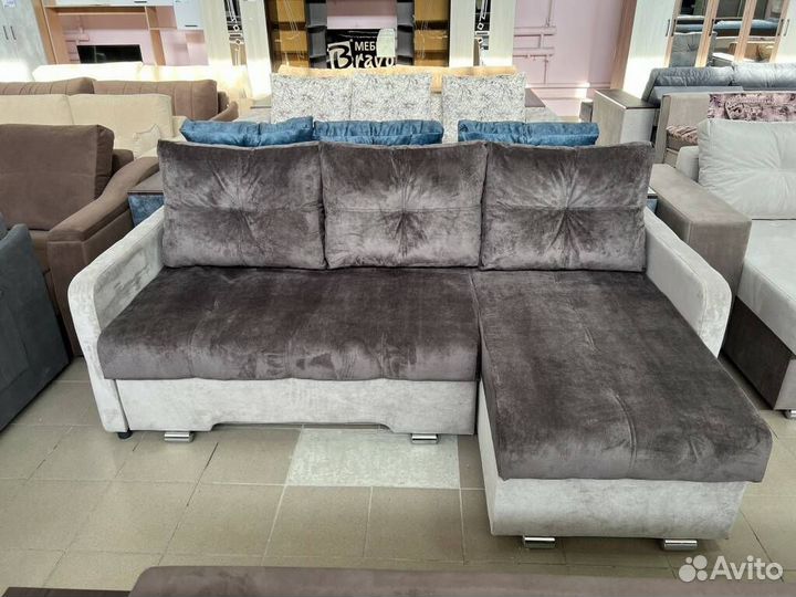 Диван мягкий