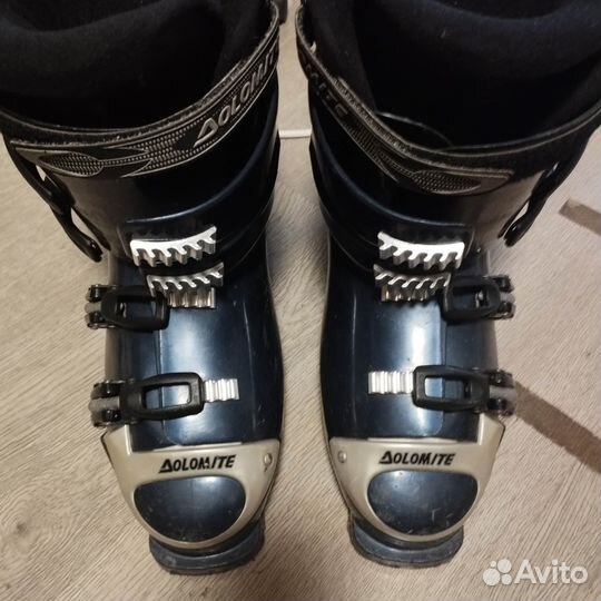 Ботики горнолыжные