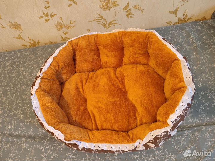 Лежанка для средних и крупных собак и кошек