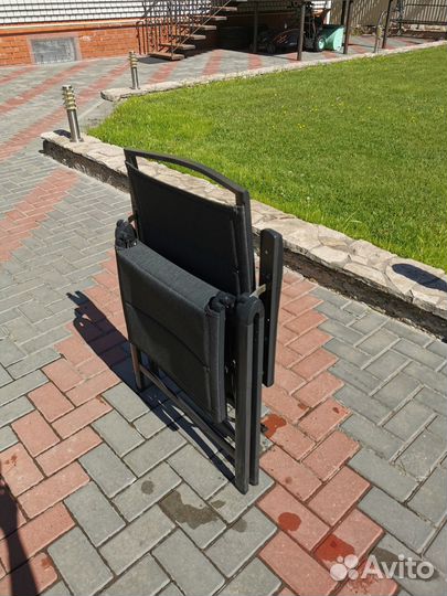 Шезлонг для дачи и балкона