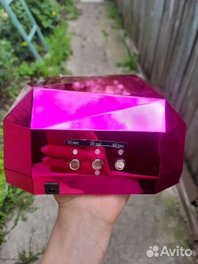 Лампа для ногтей