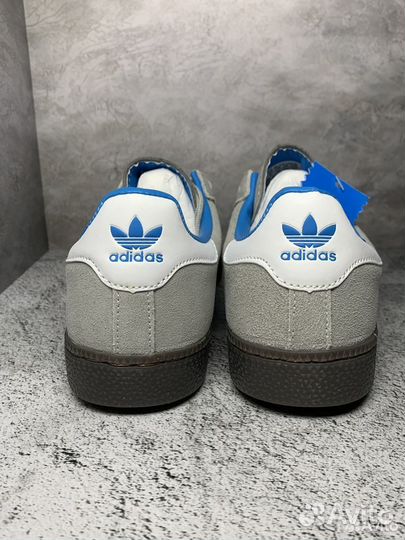 Кроссовки adidas munchen 41