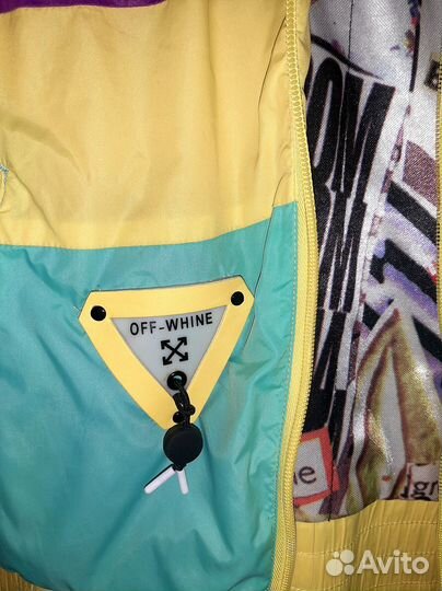 Ветровка женская