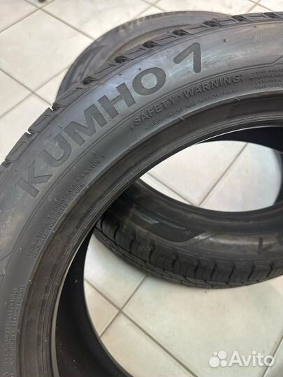Kumho Crugen Premium KL33 215/55 R18 99V