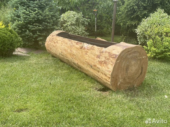 Клумба из бревна