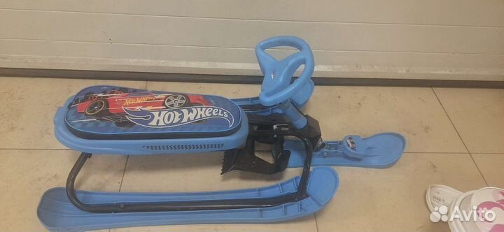 Детский снегокат