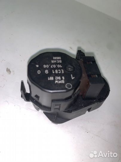 Сервопривод заслонок печки Bmw 5 E60 N52B30 2006