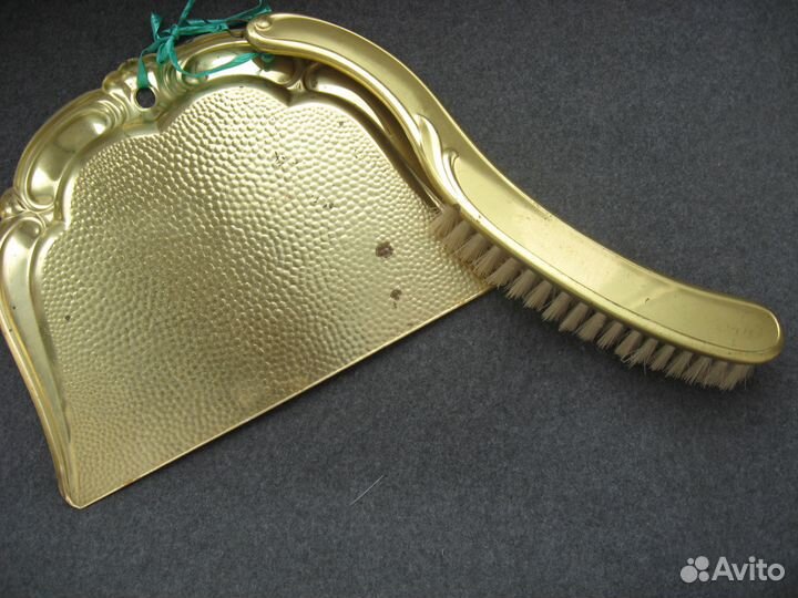 Интерьерные антикварные предметы совочек и щеточка