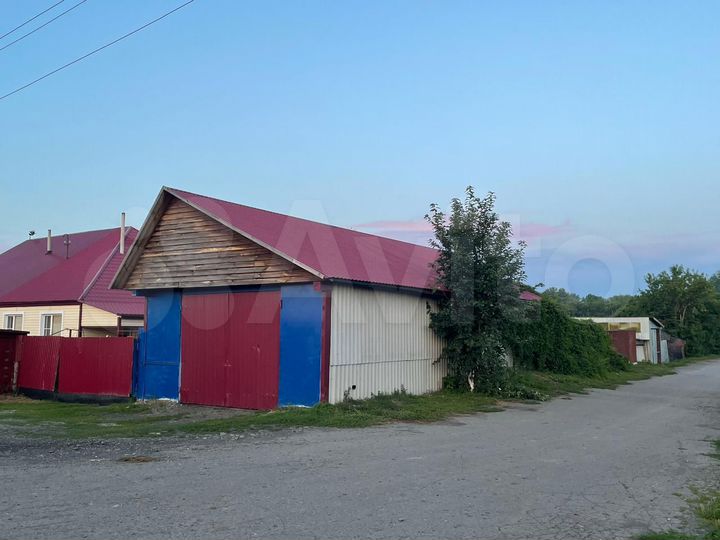 3-к. квартира, 72 м², 1/1 эт.