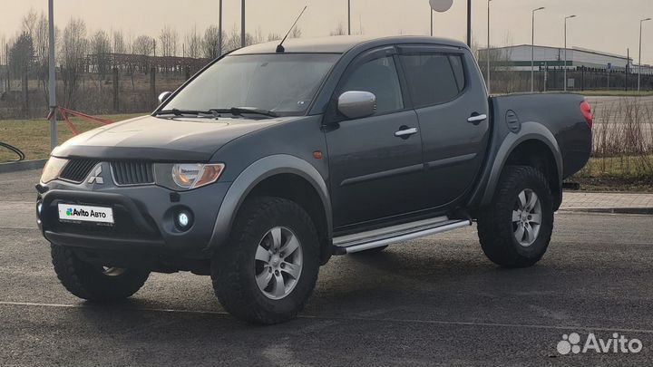 Mitsubishi L200 2.5 AT, 2007, 287 000 км