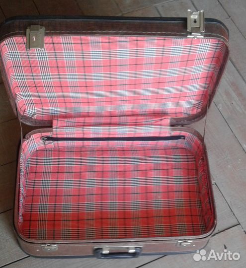 Чемодан, автосидение детское