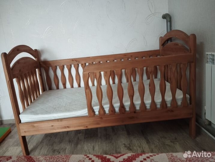 Детская кровать ручной работы