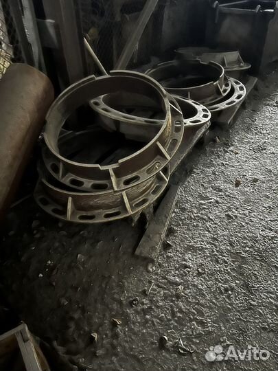 Люки чугунные тяжелые